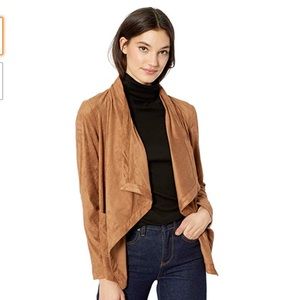 🍂Cupcakes and Cashmere Faux Suede Wrap🍂